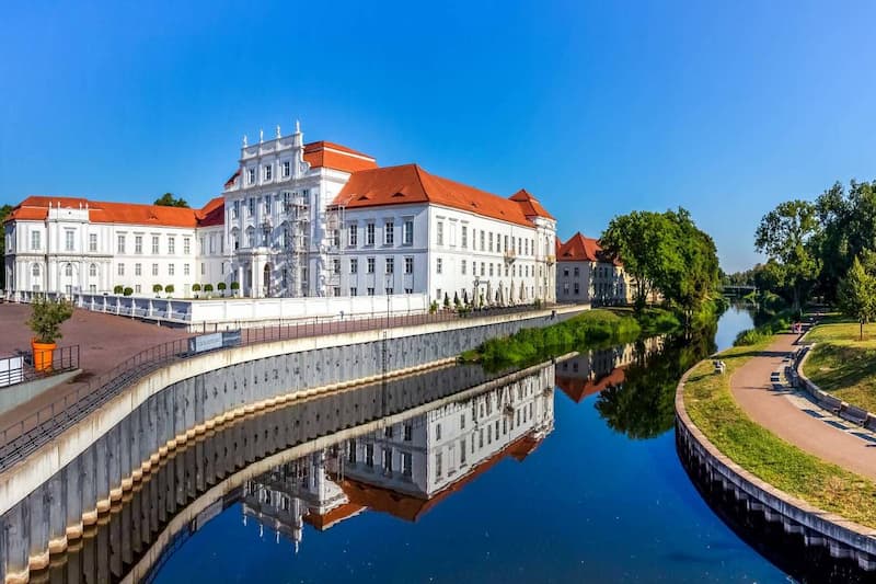 Oranienburg – Geschichte und Natur erleben