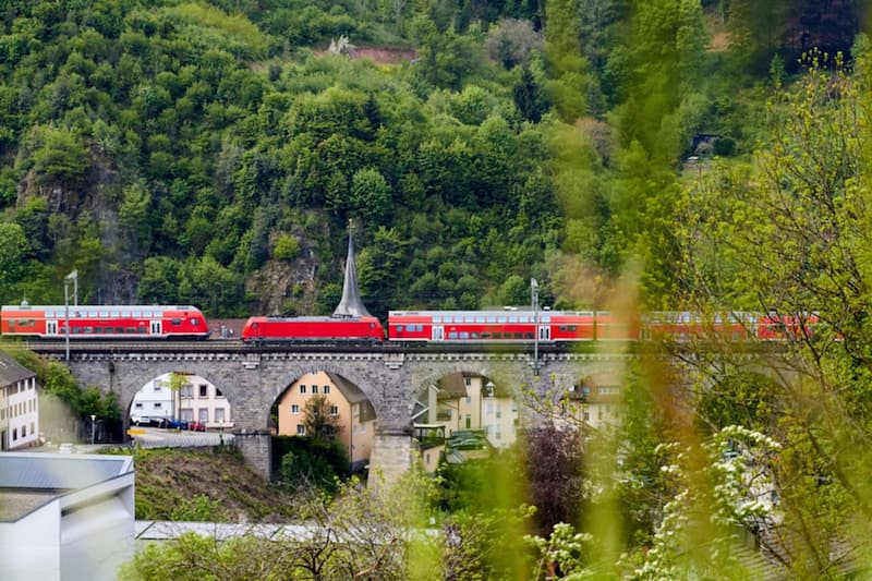 Schwarzwaldbahn: Von Offenburg bis zum Bodensee