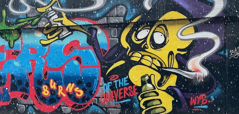 Street-Art unter der Donnersberger Brücke entdecken