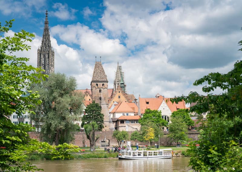 Ulm – Historische Kulisse und entspannte Atmosphäre an der Donau
